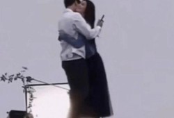 圈内人爆料杨洋王楚然,圈内人爆料，这对明星情侣甜蜜互动引关注