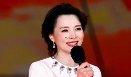 董卿校友爆料视频播放大全,揭秘幕后的精彩瞬间